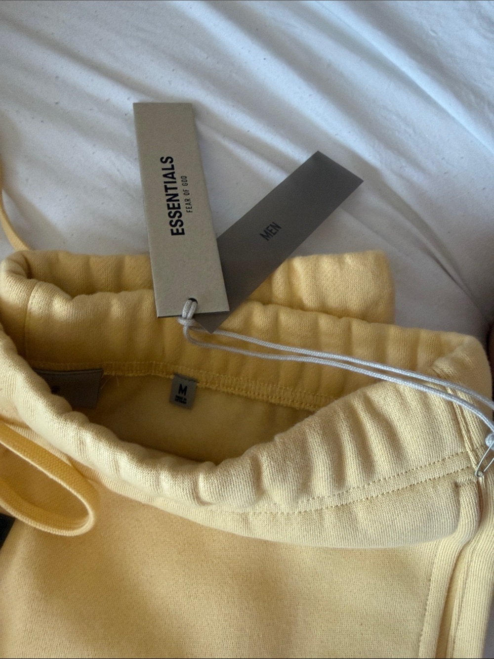 Essentials sweatpants - Picture 3 of 3